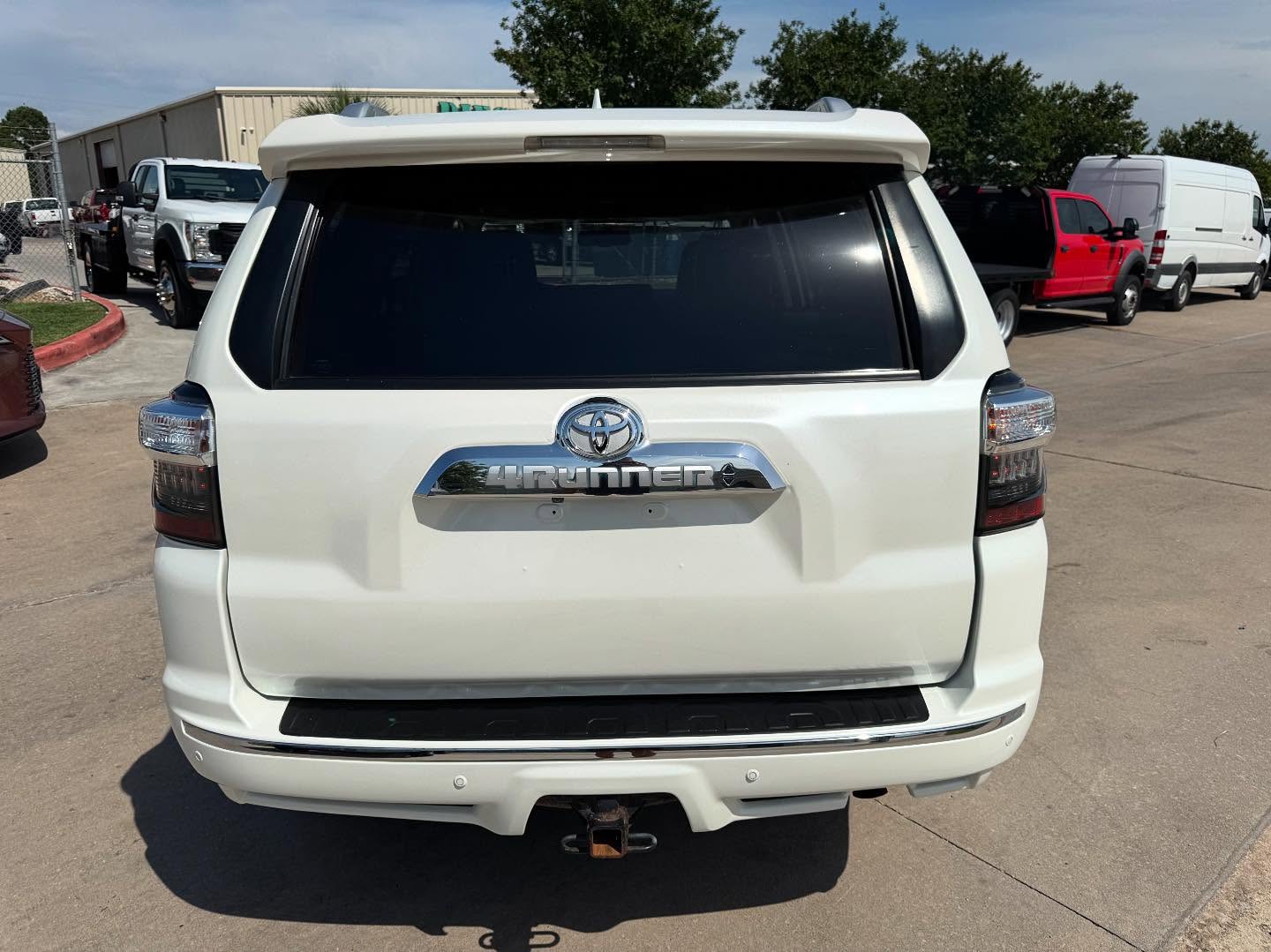 4Runner Limited 4x4 additional