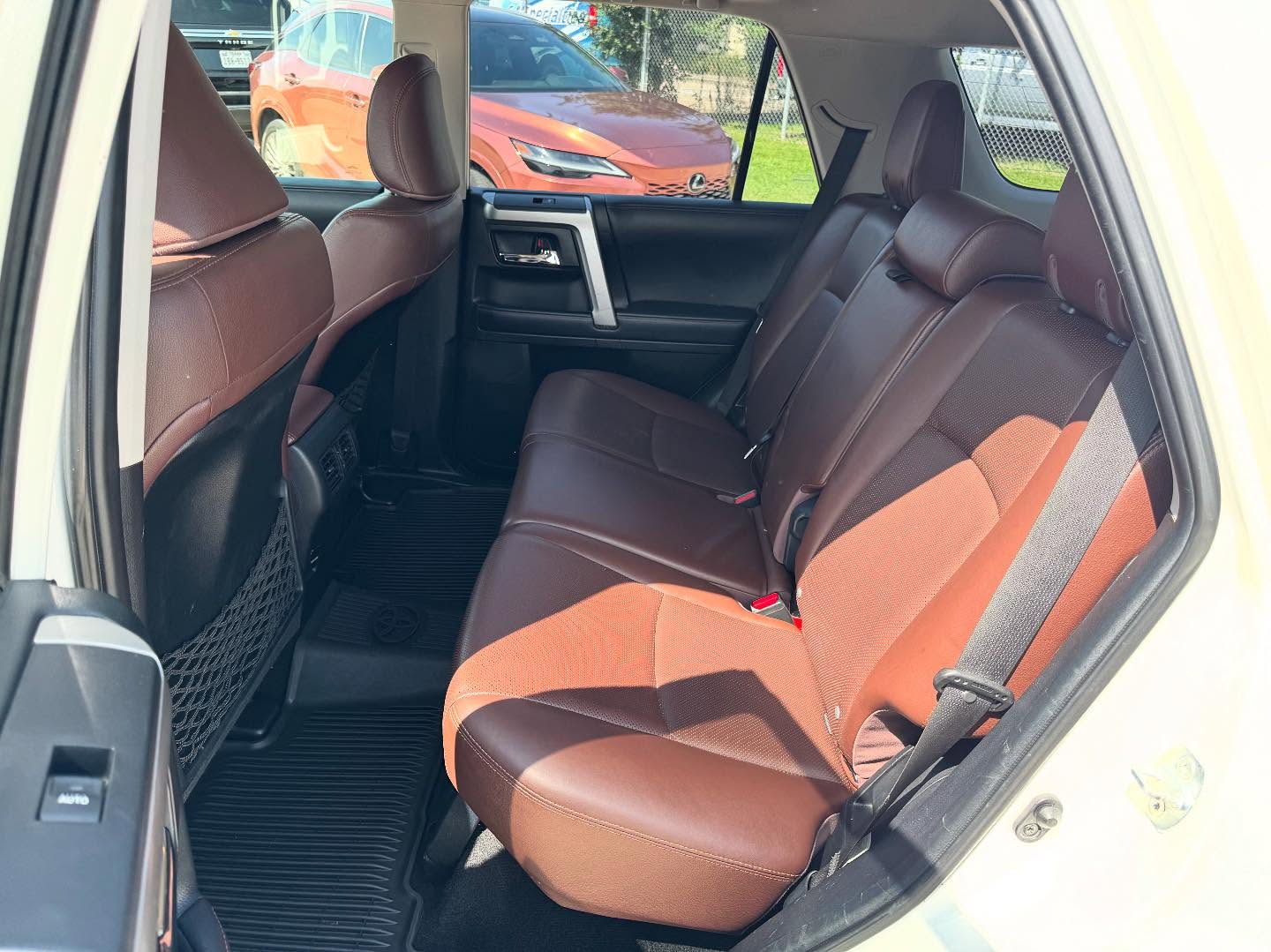 4Runner Limited 4x4 additional