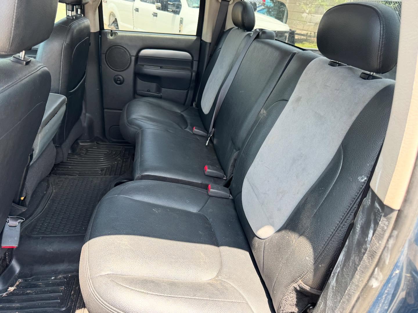 Dodge ram La Marine 4X4 LB additional