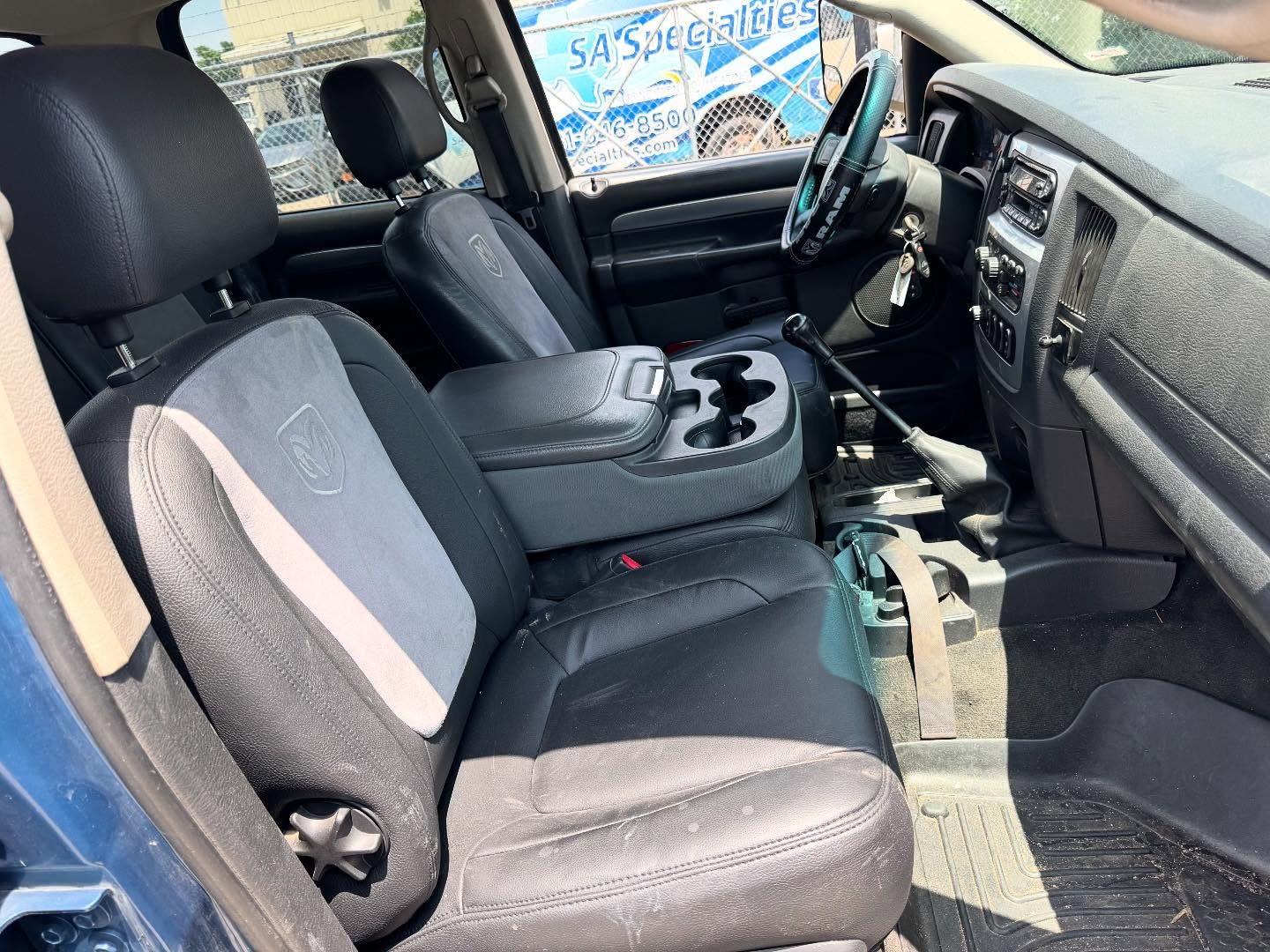 Dodge ram La Marine 4X4 LB additional