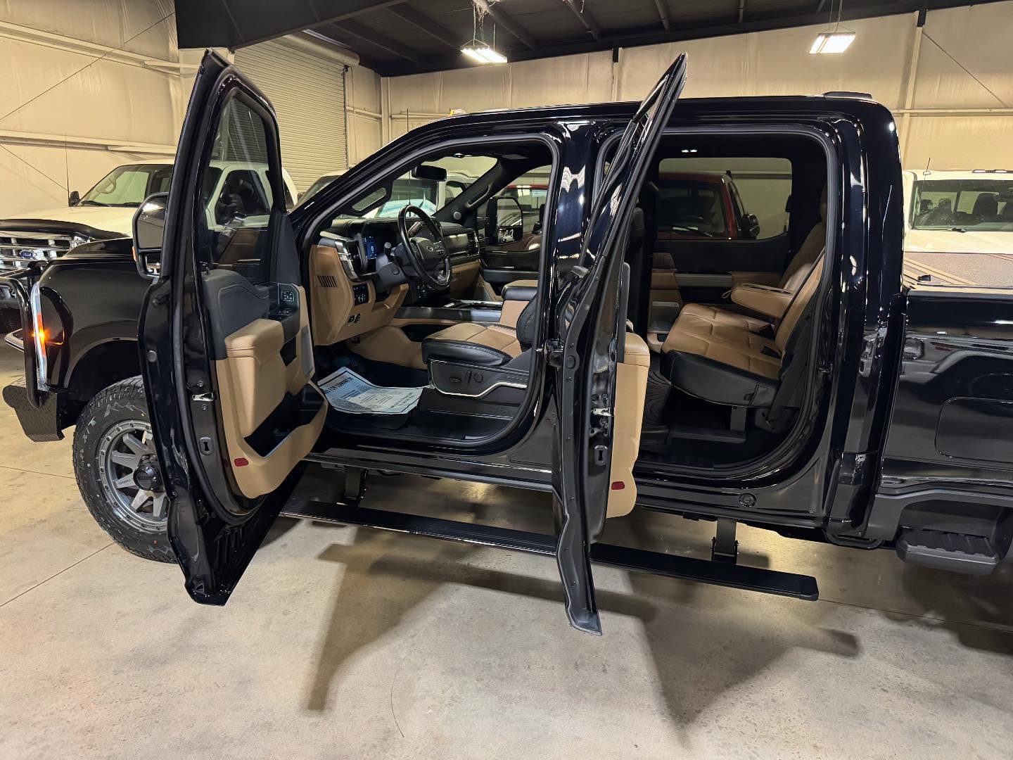 F-250 super duty lariat additional