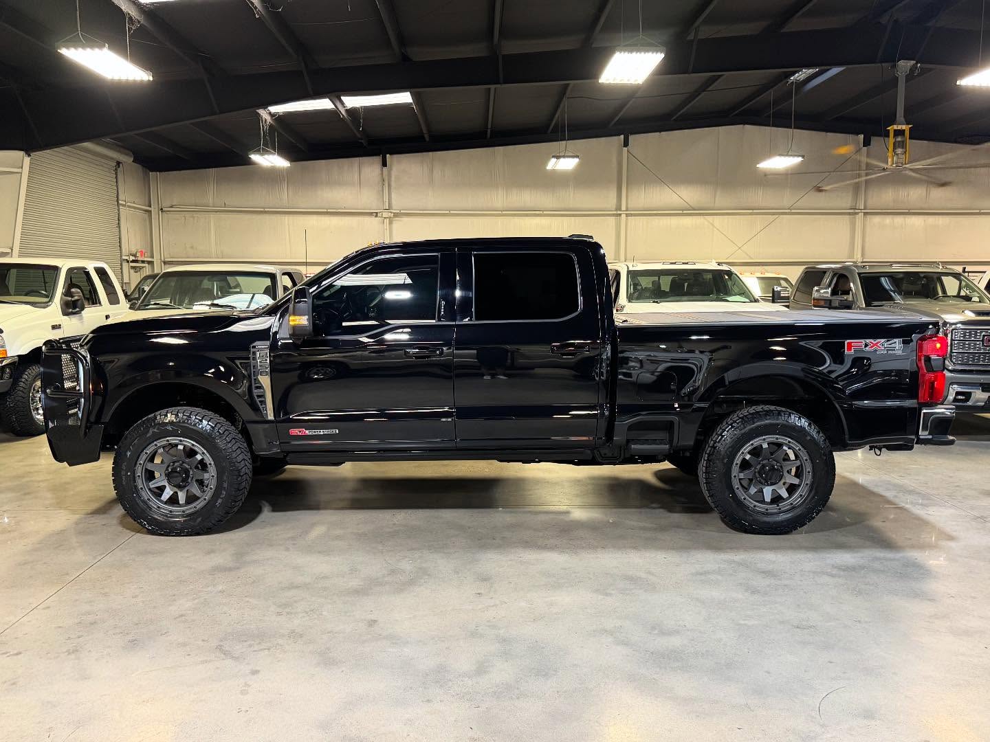 F-250 super duty lariat additional