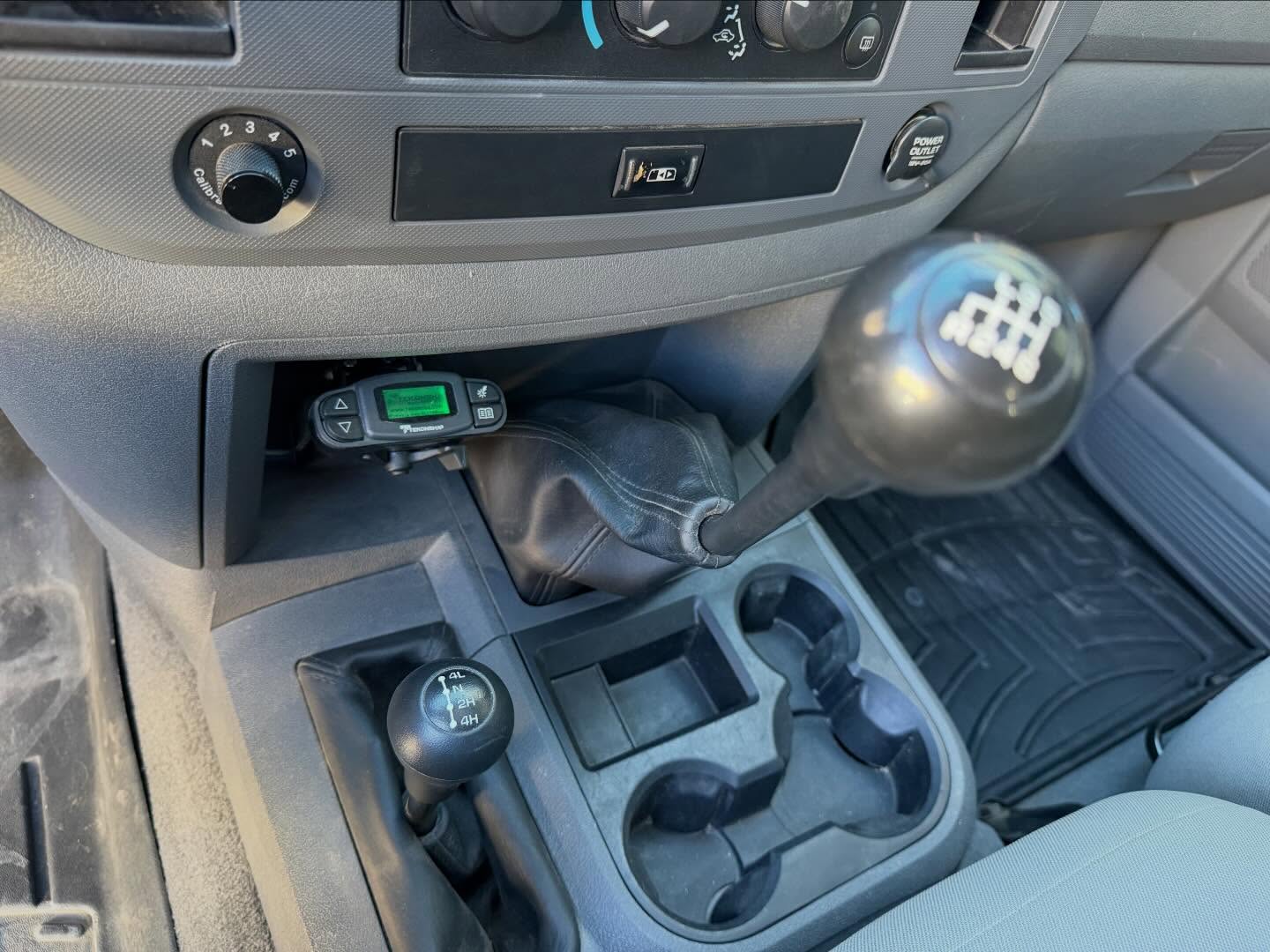 Ram 350 SLT additional