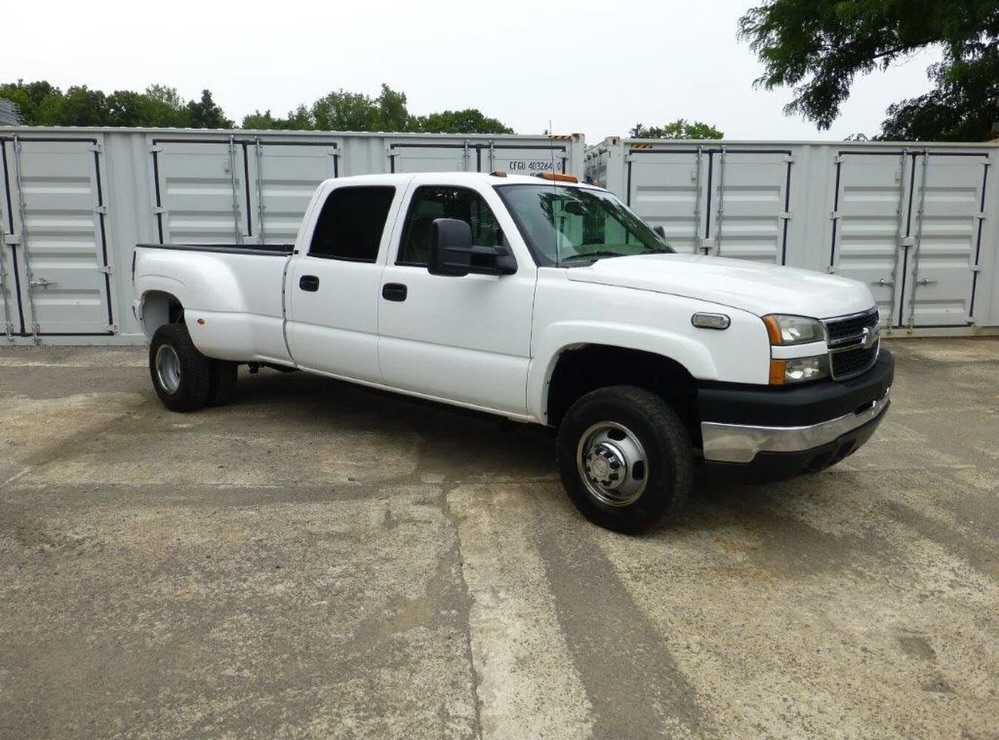 Silverado classic 3500 LT daully additional