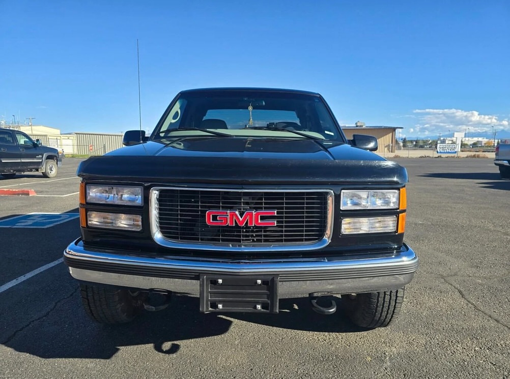 Sierra 2500 SLT additional