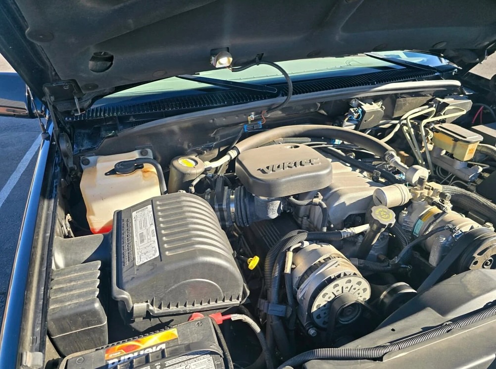 Sierra 2500 SLT additional