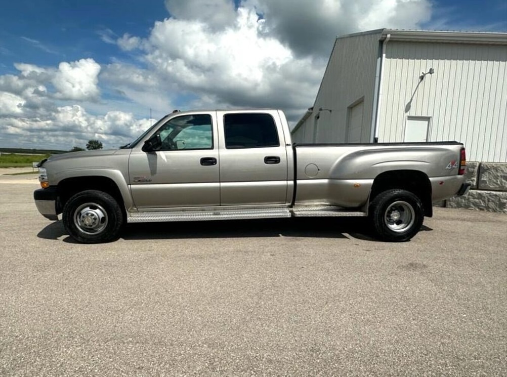 Silverado 3500 crew cab 4wd additional